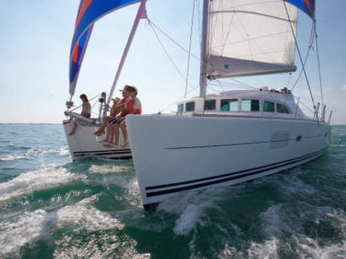 Catamaran Broadblue 385 available for charter in Bodrum Marina Milta