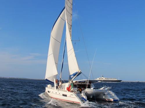 Catamaran Catana 50 for hire in Lisbon