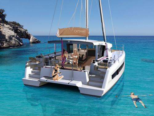 Katamaran Catsmart Yachtcharter in Tivat