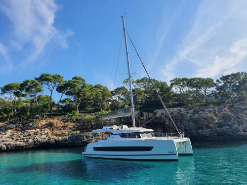 Katamaran Catspace chartern in Marina del Sur