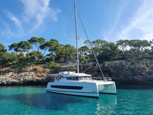 Katamaran Catspace Yachtcharter in Marina del Sur