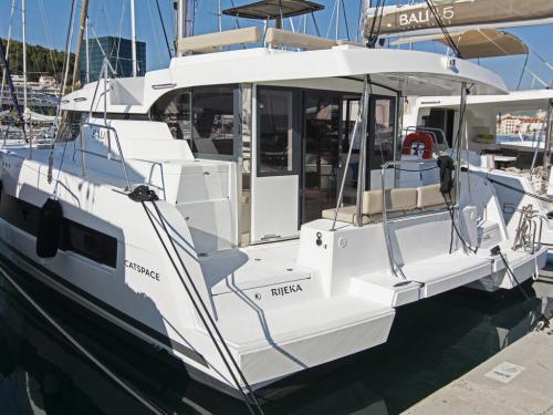 Cat Catspace available for charter in Split