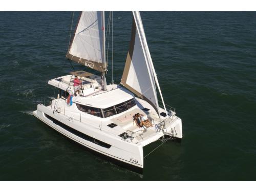 Kat Catspace Yachtcharter in Sant Antoni de Portmany