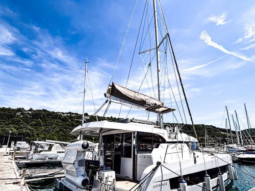 Cat Catspace available for charter in Primosten
