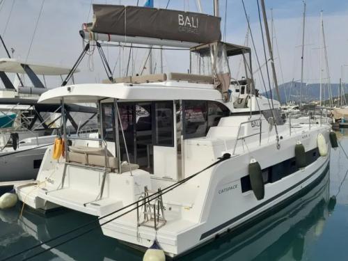 Catamaran Catspace available for charter in Preveza