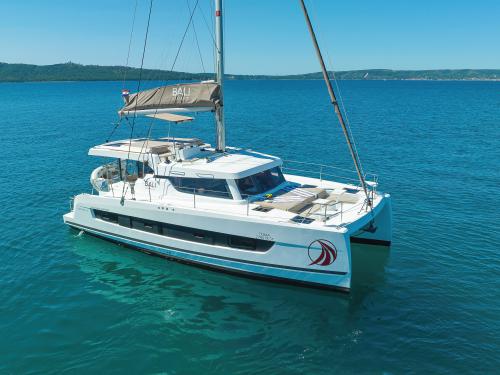 Cat Catspace available for charter in Marina Kastela