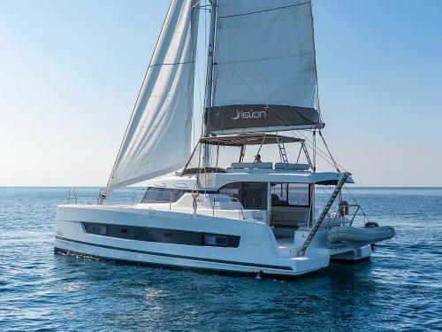 Catamaran Catspace for charter in Lefkas