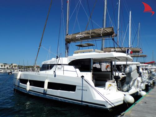 Katamaran Catspace Yachtcharter in Hyeres