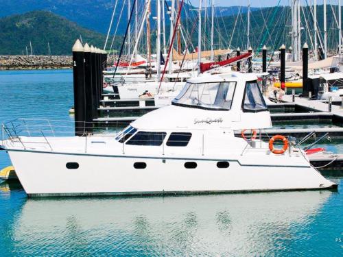 Kat Conquest 44 Yachtcharter in Airlie Beach