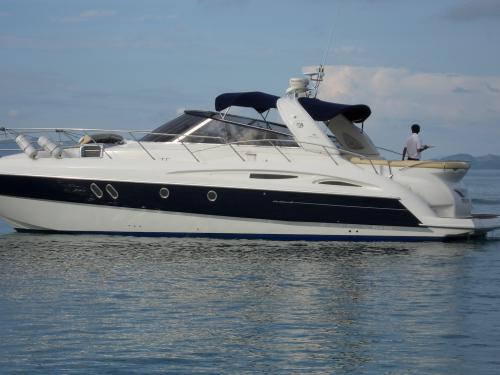 Katamaran Cranchi 47 HT Yachtcharter in Yachthafen Marina Phuket