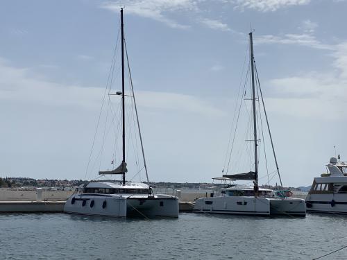 Catamaran Delta F40-XT for hire in Zadar