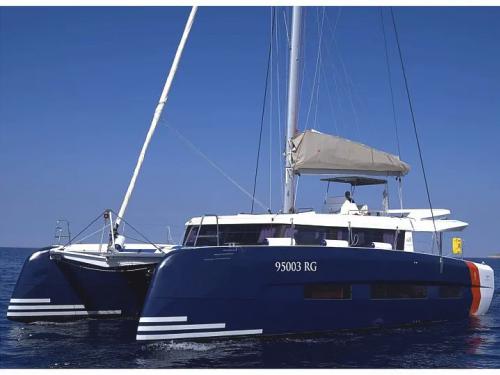 Catamaran Dufour 48 available for charter in Primosten