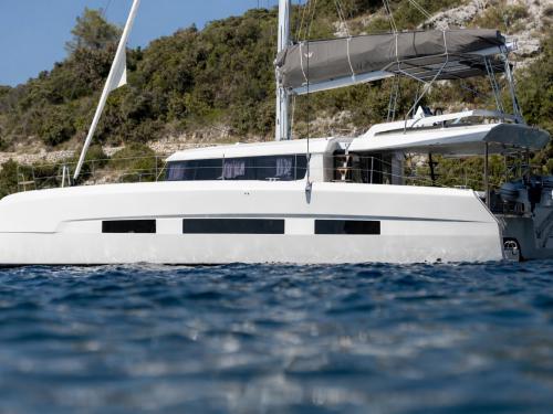 Cat Dufour 48 available for charter in Primosten