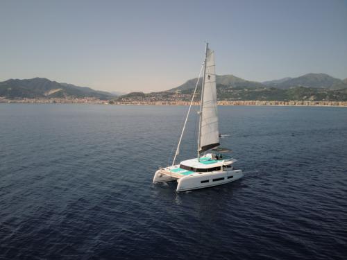 Catamaran Dufour Catamarans 48 for rent in Rosignano Solvay