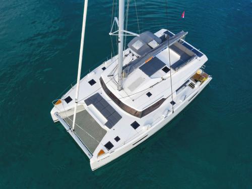 Katamaran Elba 45 Yachtcharter in Seget