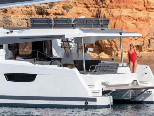 Kat Elba 45 Yachtcharter in Trogir