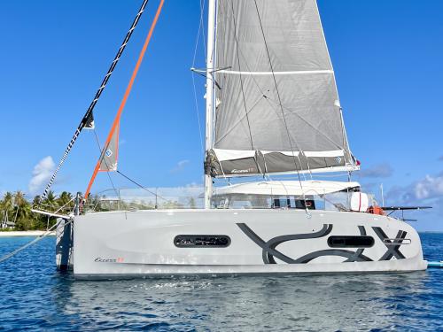 Kat Excess 11 chartern in Papeete