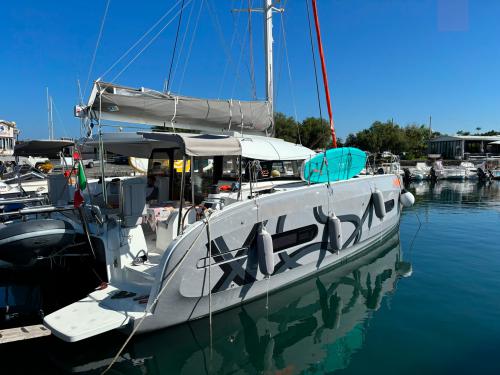 Katamaran Excess 11 Yachtcharter in Procida