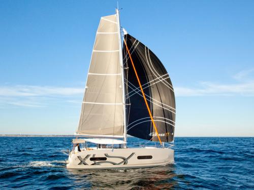 Katamaran Excess 11 Yachtcharter in Taranto