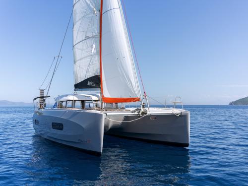 Katamaran Excess 11 Yachtcharter in Gouvia
