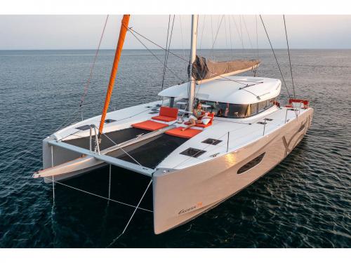 Catamaran Excess 14 for charter in Skradin