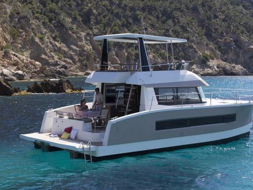 Catamaran Fountaine Pajot MY 37 for charter in La Paz