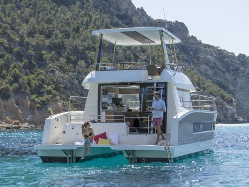 Cat Fountaine Pajot MY 37 for charter in Road Town