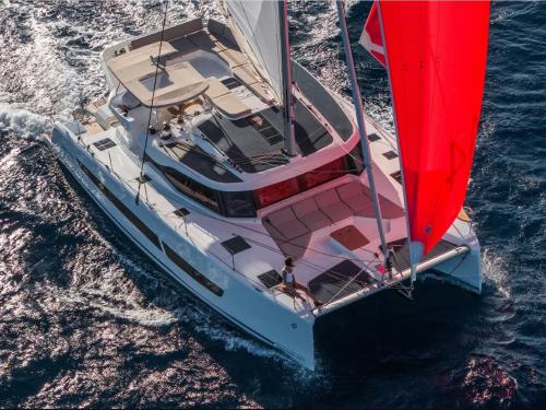 Cat Fountaine Pajot MY 44 for rent in Pula