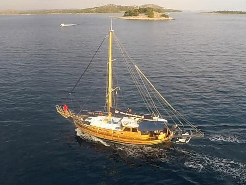 Sailboat Gulet available for charter in Pirovac