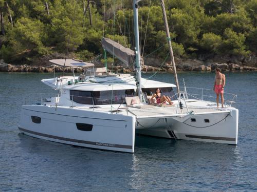 Kat Helia 44 Evolution Yachtcharter in Mtoni