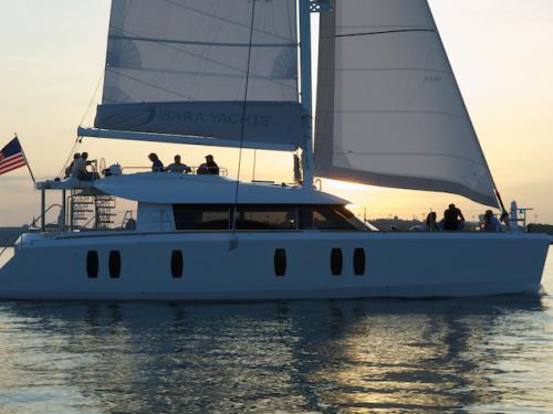 Katamaran Isara 45 chartern in Parikia