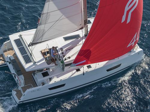 Katamaran Isla 40 chartern in Marmaris Yacht Marina