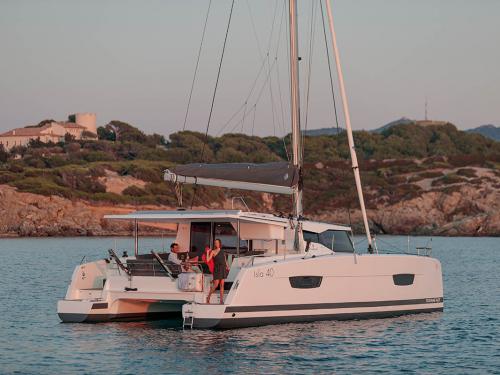 Cat Isla 40 for charter in Eden Island Marina