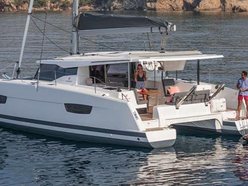 Catamaran Isla 40 available for charter in Hodges Creek Marina