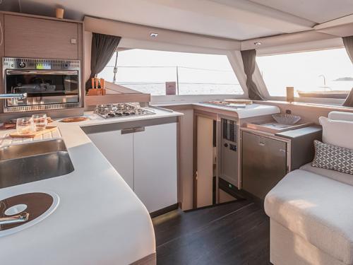 Kat Isla 40 Yachtcharter in Athen