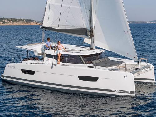 Catamaran Isla 40 for rent in Athens