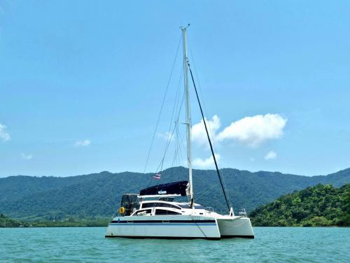 Katamaran Island Spirit 380 Yachtcharter in Ko Chang