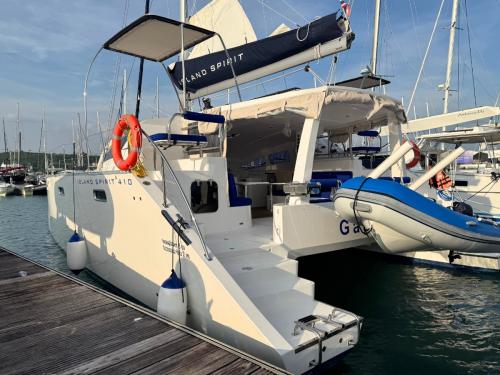 Catamaran Island Spirit 410 for charter in Phuket City