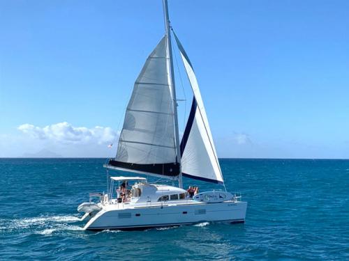 Catamaran Lagoon 38 for rent in Philipsburg