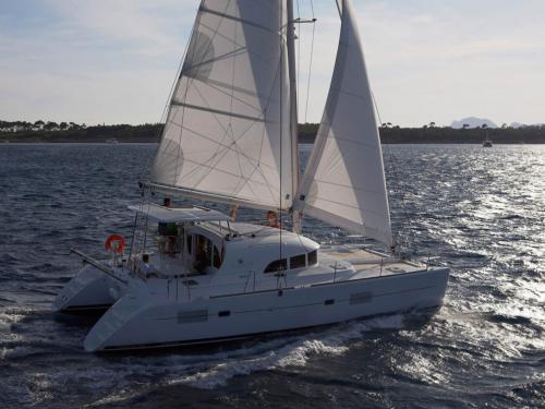 Catamaran Lagoon 380 for hire in Fethiye