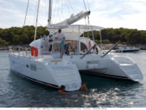 Cat Lagoon 380 for charter in Marina Lazaretta