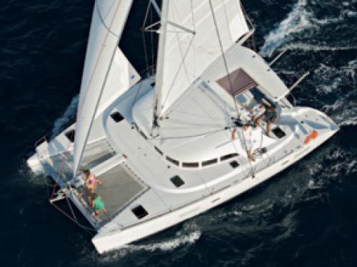 Cat Lagoon 380 for rent in Sant Antoni de Portmany