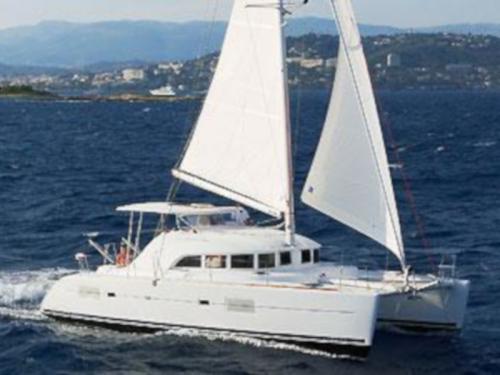 Catamaran Lagoon 380 for hire in Palairos Marina