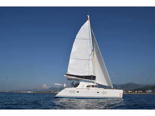 Catamaran Lagoon 380 available for charter in Marina Asfodeli Catamaran Lagoon 380 available for charter in Marina Asfodeli