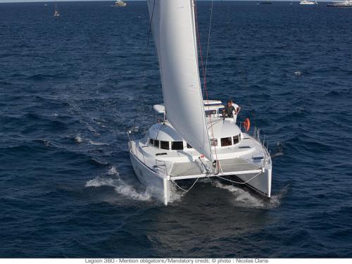 Katamaran Lagoon 380 S2 Yachtcharter in Palairos