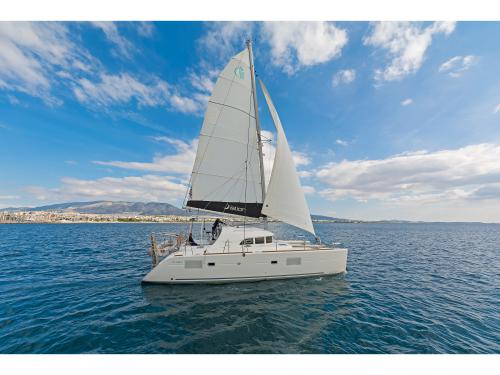 Kat Lagoon 380 Yachtcharter in Gouvia Marina