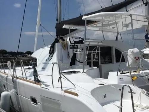 Kat Lagoon 380 Yachtcharter in Victoria