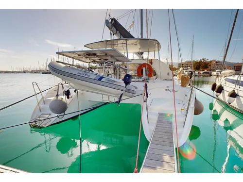 Cat Lagoon 380 for rent in Perigiali