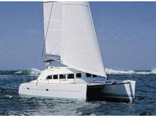 Catamaran Lagoon 380 for rent in Lefkas