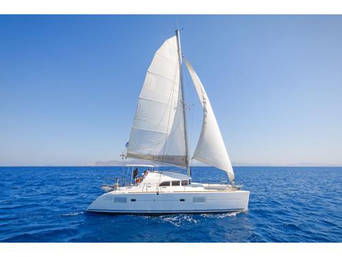 Catamaran Lagoon 380 S2 for rent in Kos City